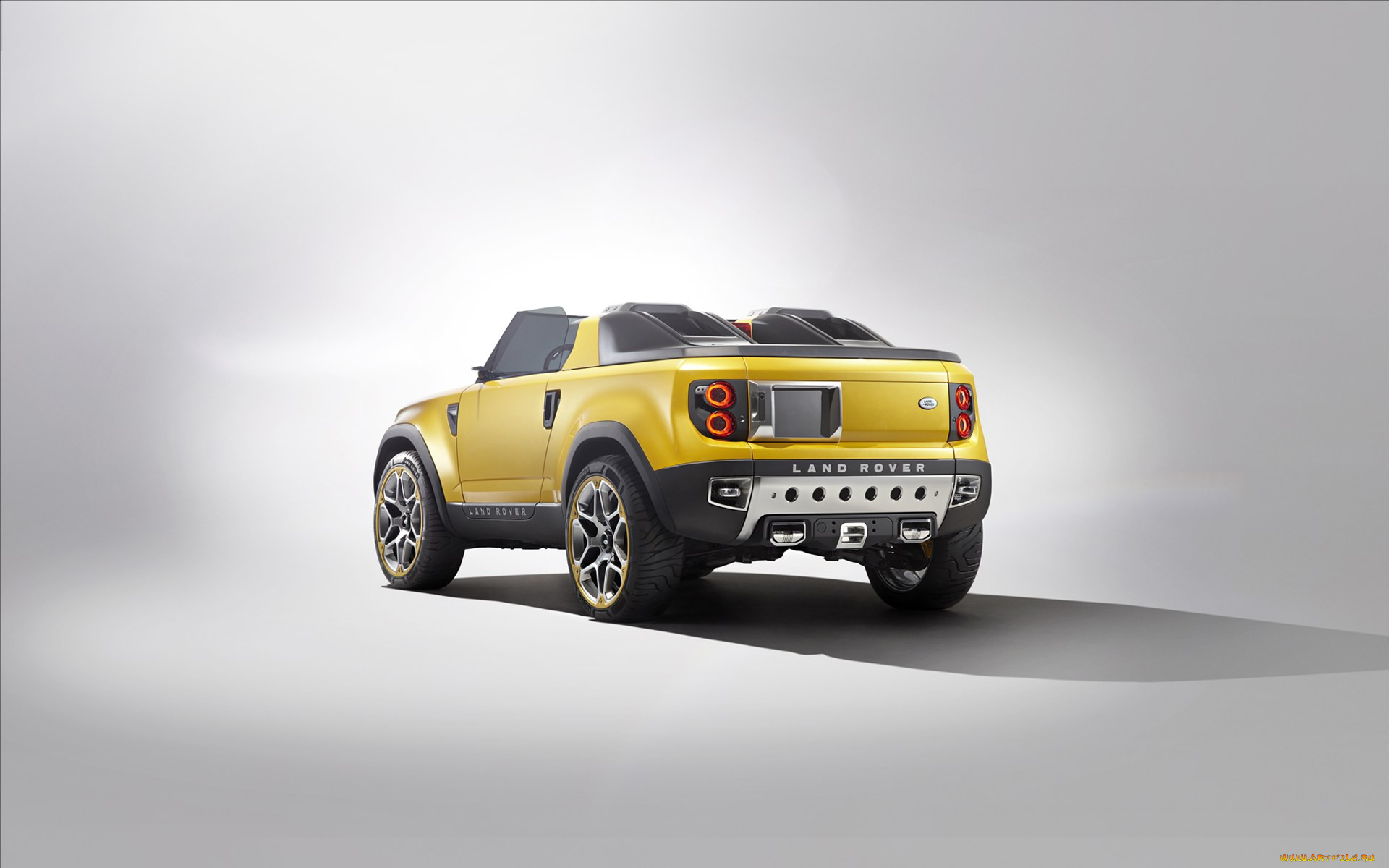 Dc 100 r. Land Rover dc100 Sport Concept. Гоночный ленд Ровер. DCS 100. ZX dc100.